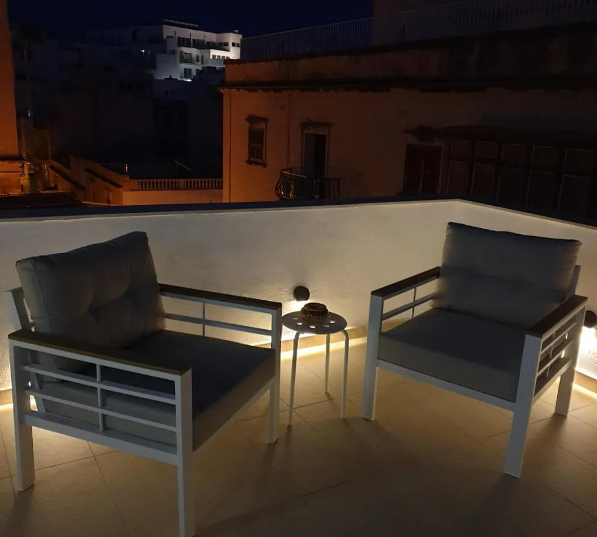 Nemy Sliema Guesthouse Malta
